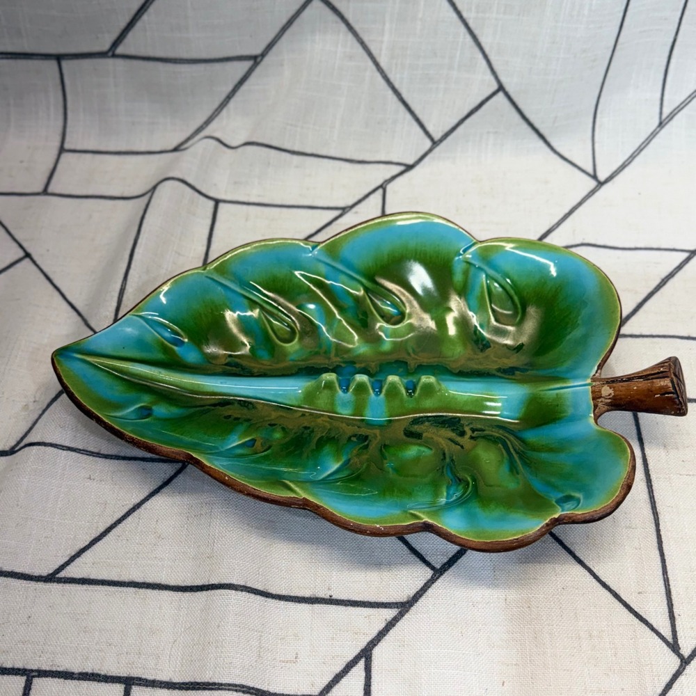 Treasure Craft Leaf Ashtray 11.5" Turquoise Green MCM Tiki Ceramic Catchall READ